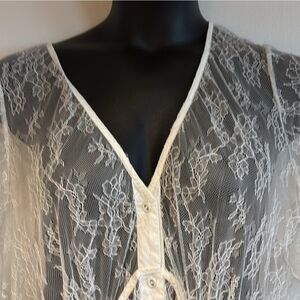Anthropoogy Elegant White Lace duster
